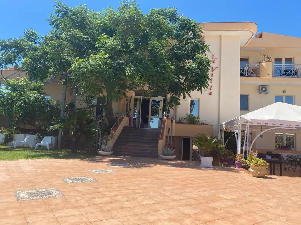Hotel La Villa
