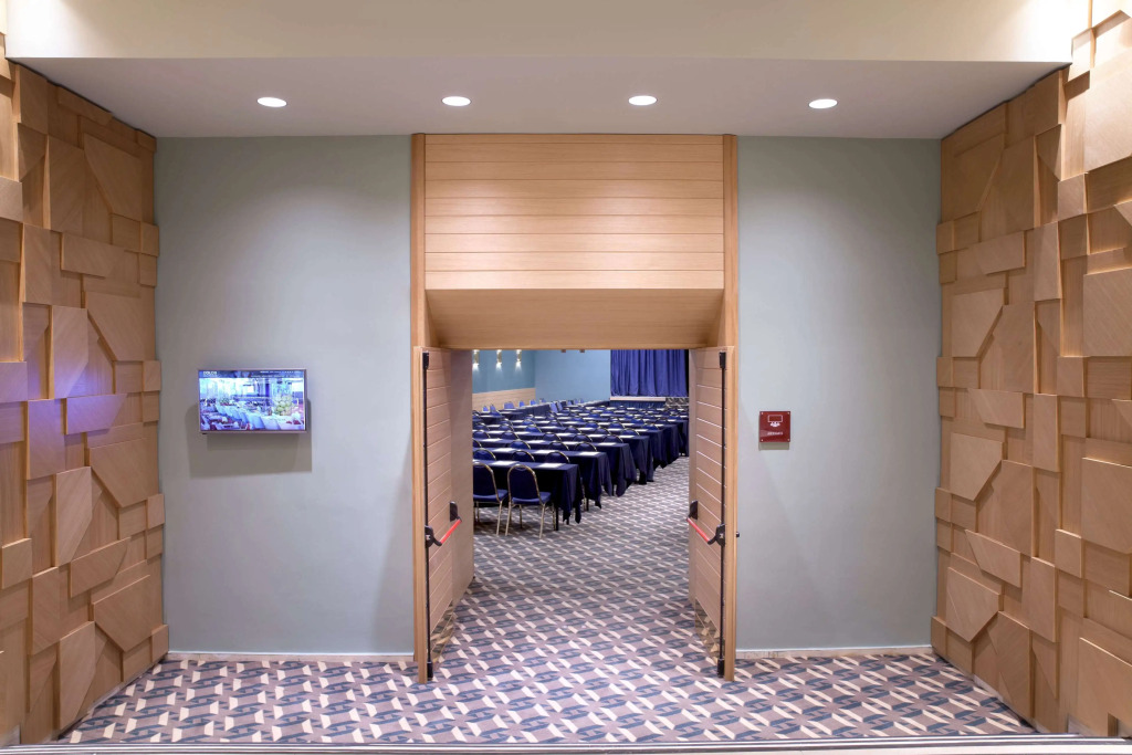 Zeus Dolce by Wyndham Athens
