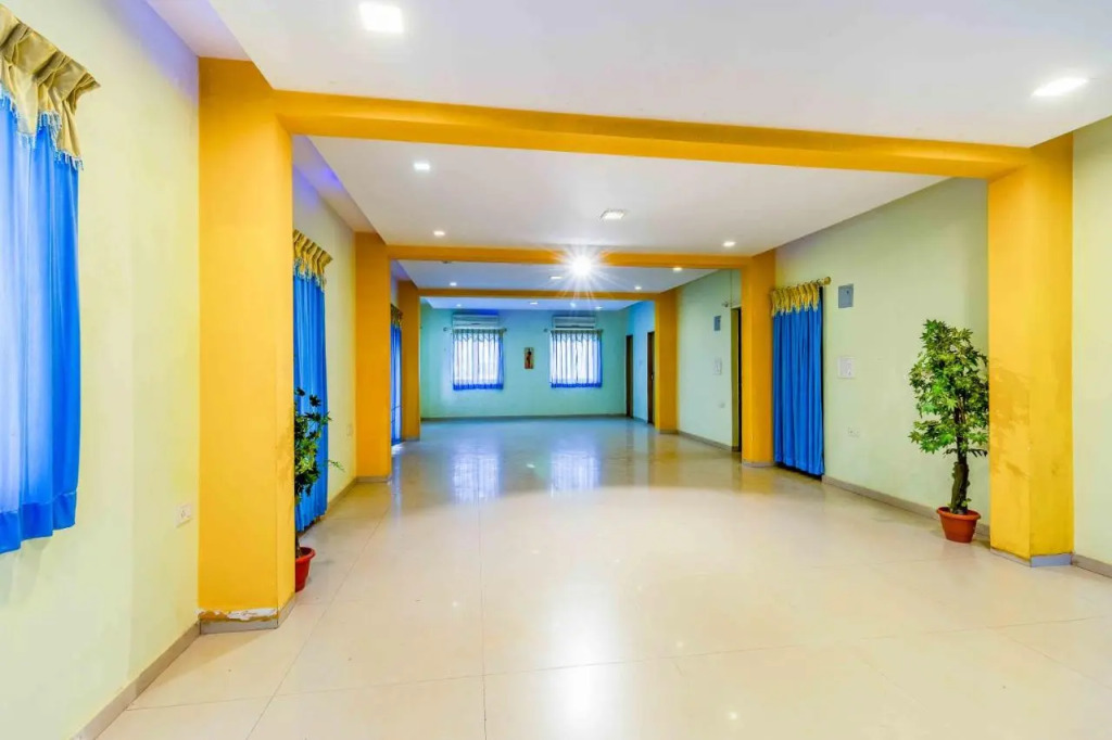 Octave Adya Hotel
