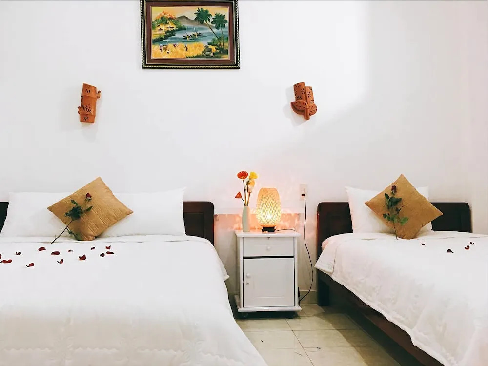 Sunshine Hostel 3 Hue