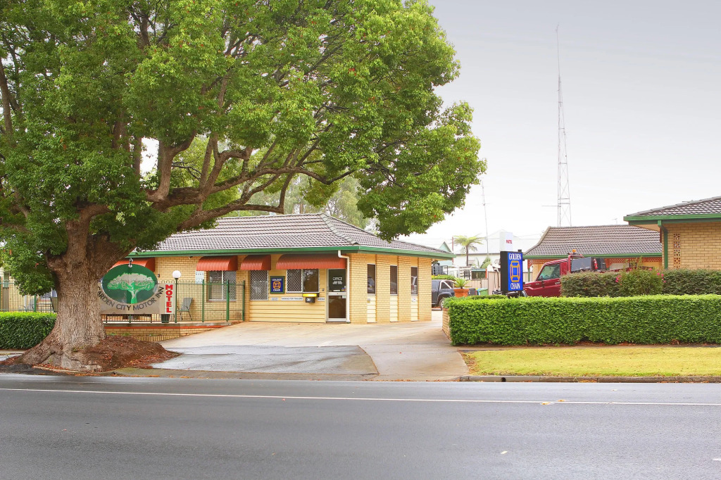 Garden City Motor Inn