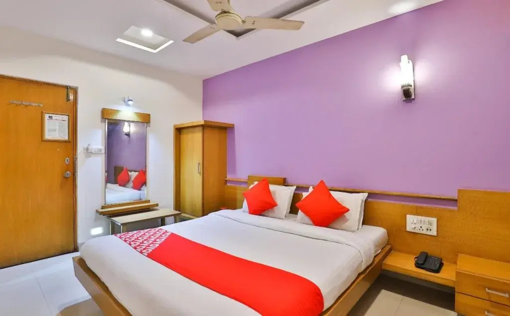 Hotel Summit By OYO Rooms