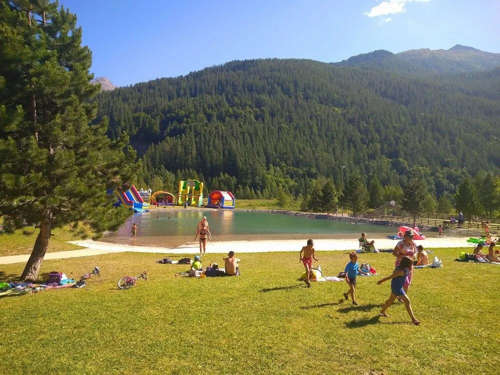Hôtel et Camping O2 Orcières Outdoor Area