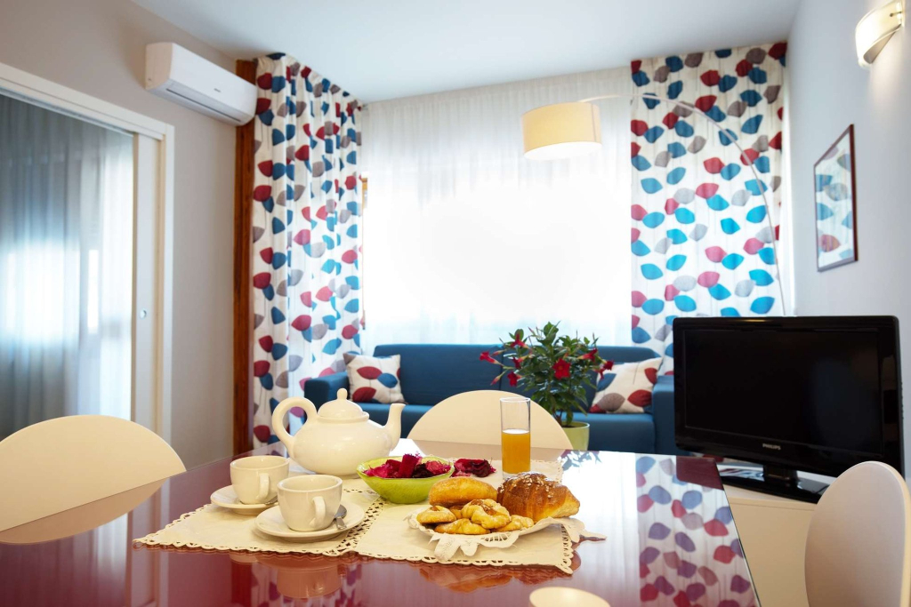 Marbela Apartments & Suites