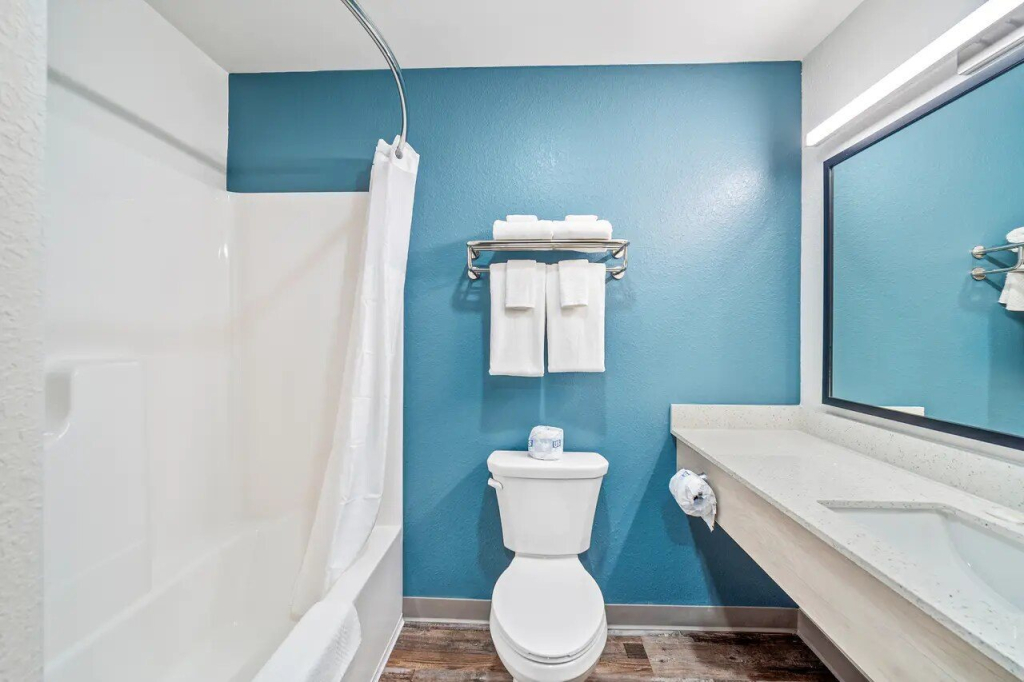 WoodSpring Suites Fort Myers - Cape Coral