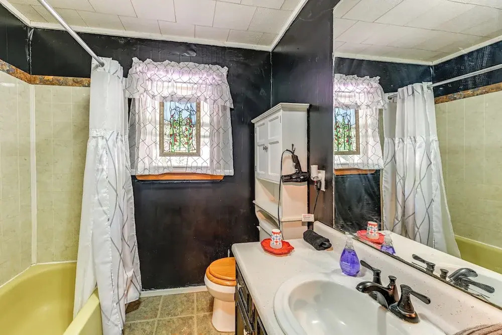 Affordable, Artsy, Unique! Blue Ridge Mtn-view Gem