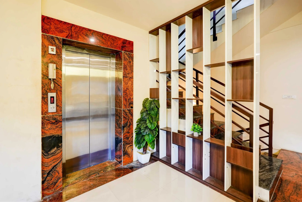 Townhouse Oak Bangalore Garudacharpalya Metro Station