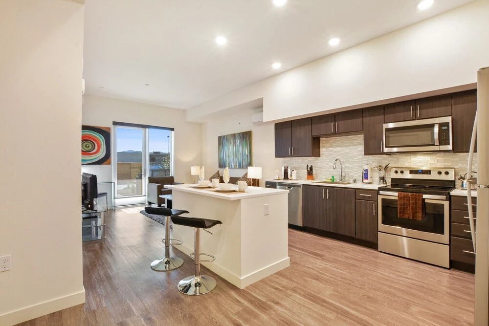 Global Luxury Suites San Mateo