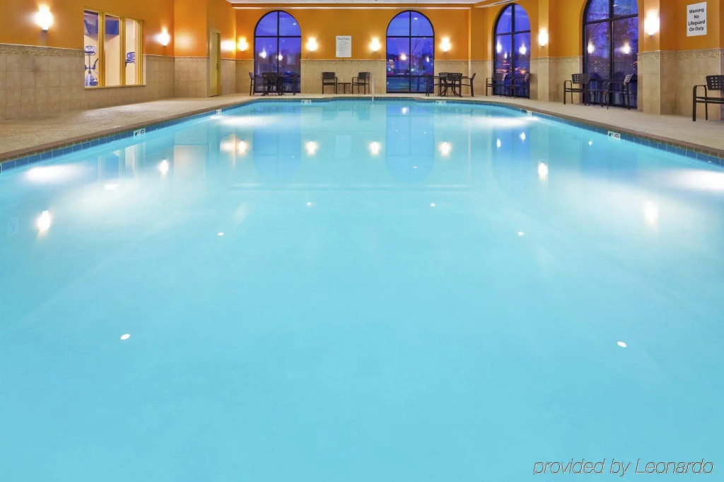 Holiday Inn Express Nashville-Opryland by IHG