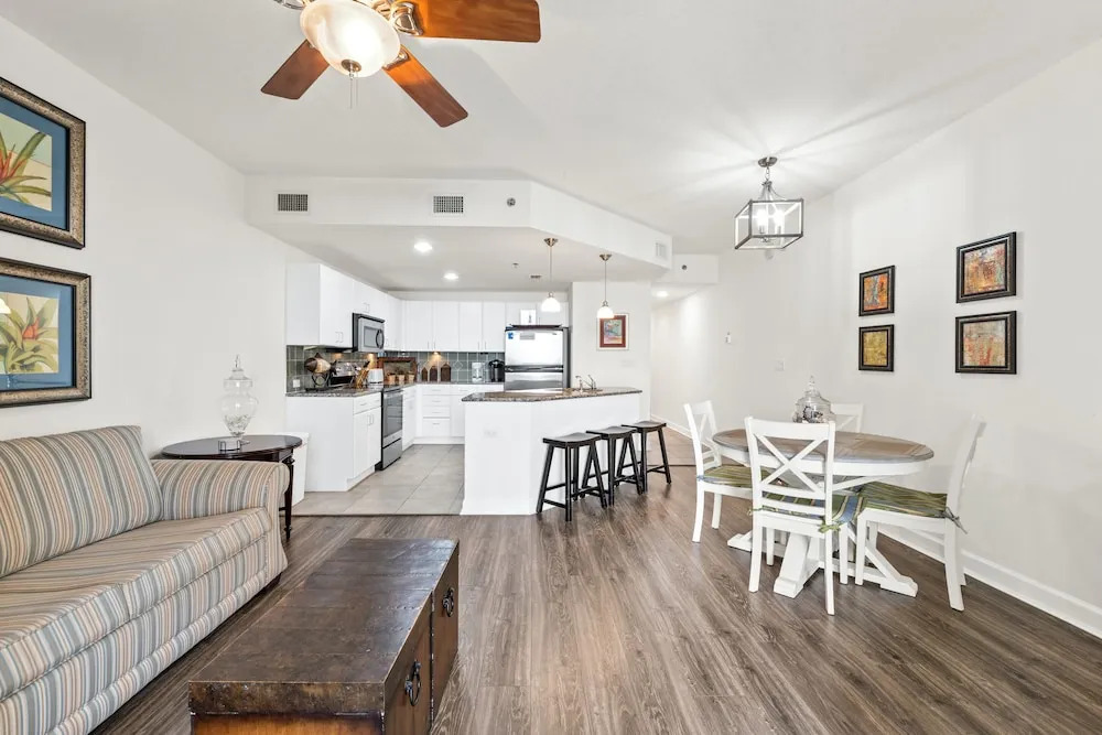 Grand Panama Tower 2 Pet Friendly Rentals by Panhandle Getaways