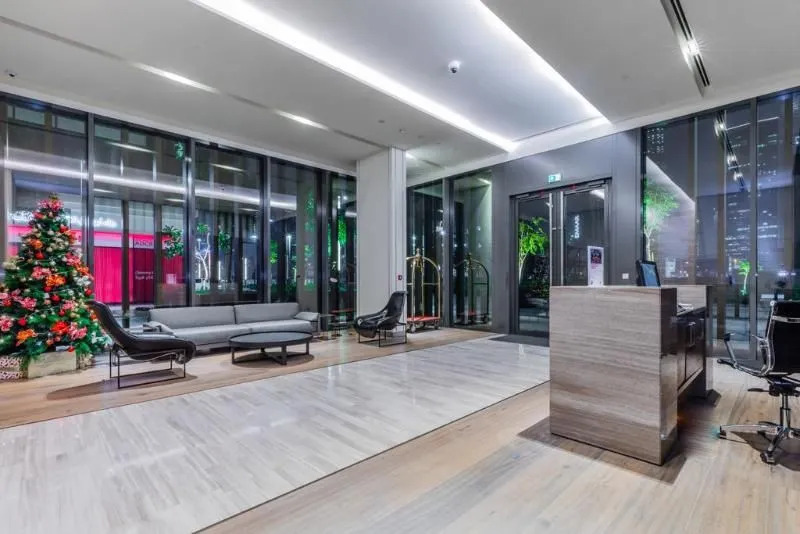 FAM Living City Walk - Opposite City Walk Mall - 2A
