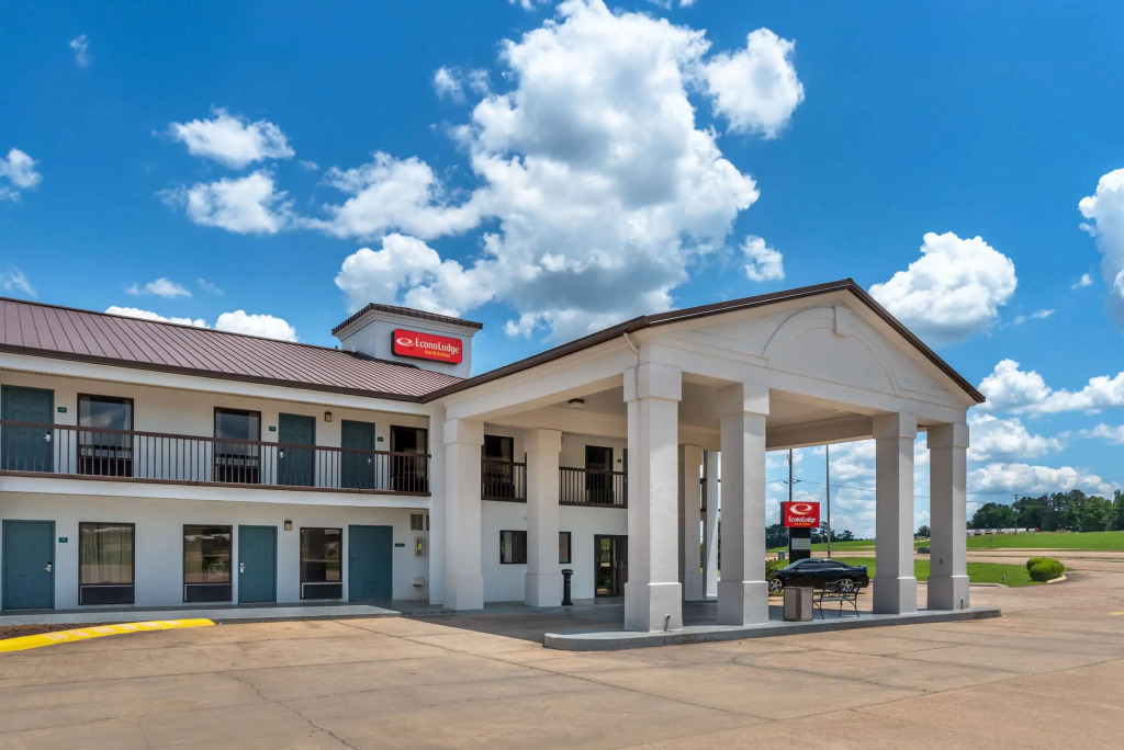 Econo Lodge Inn & Suites Philadelphia MS