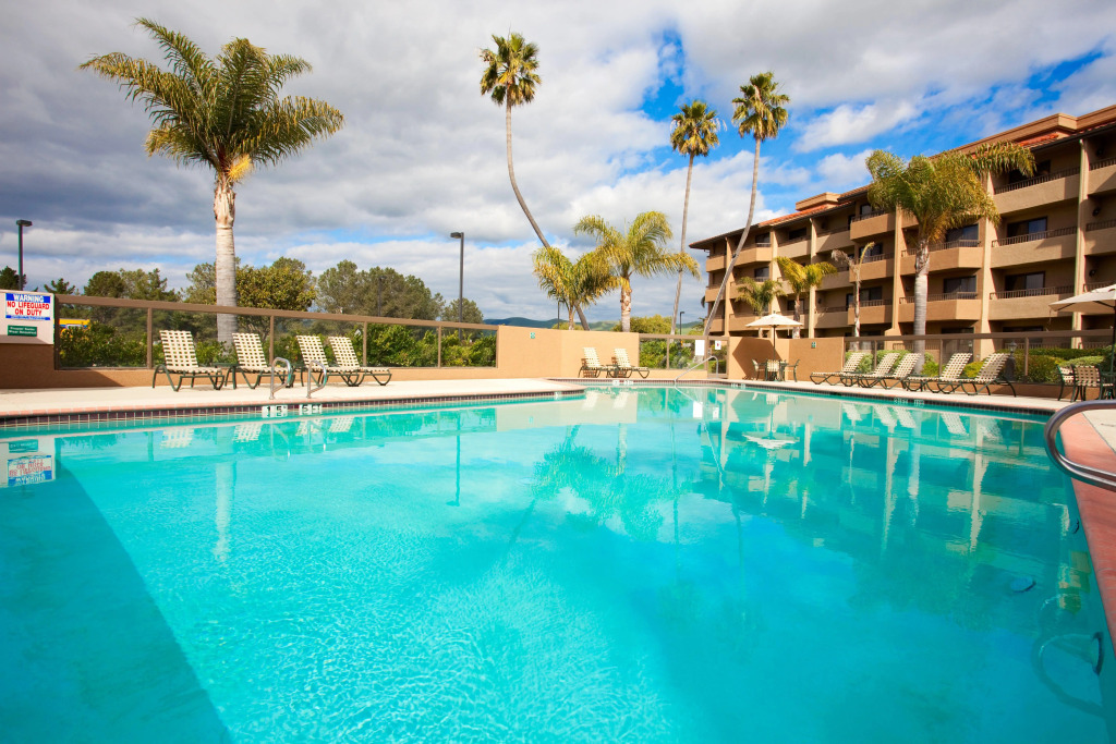 Отель Homewood Suites by Hilton Santa Maria
