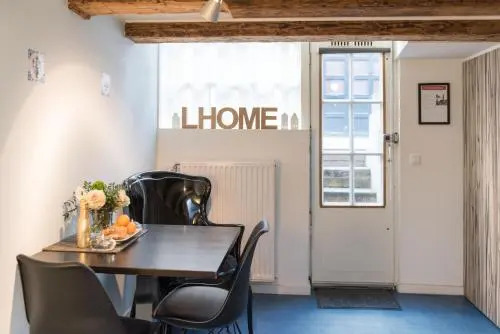 L'Home Apartment