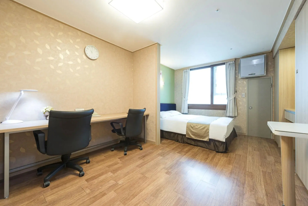 Western Coop Hotel & Residence Dongdaemun