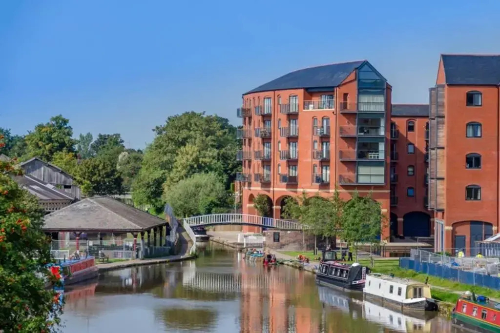Chester Water view thirty8