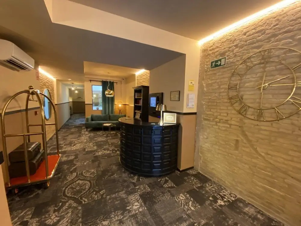 Hografic Hotel