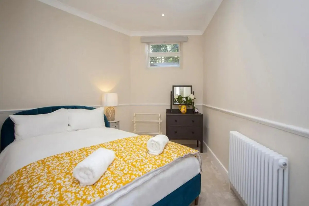 Georgian Garden Apartment - Central Bath
