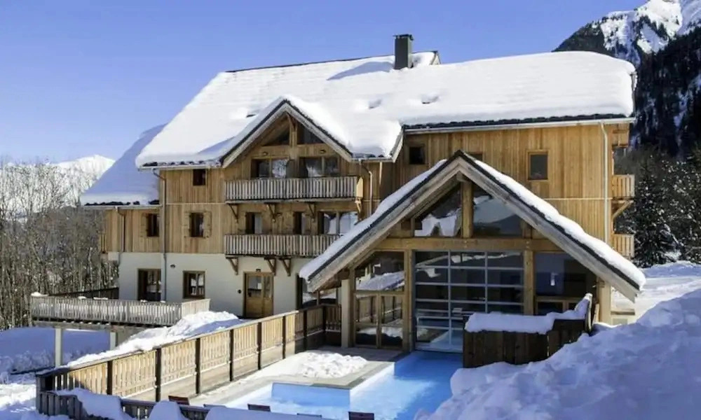 Apartment in Savoie With Pool & Sauna