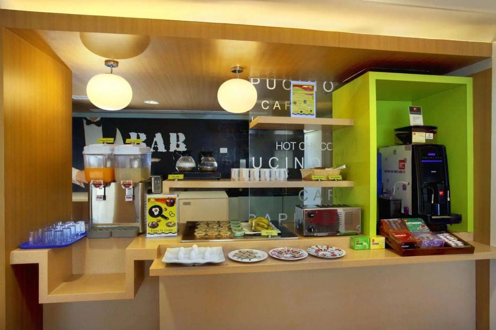 Hotel Caspia Pro Greater Noida