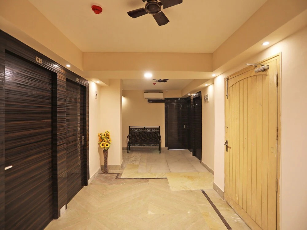 OYO 16351 Spree Guest House