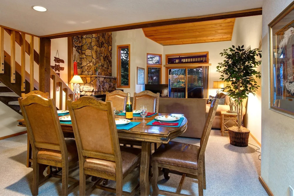 Abode on Ridgepoint