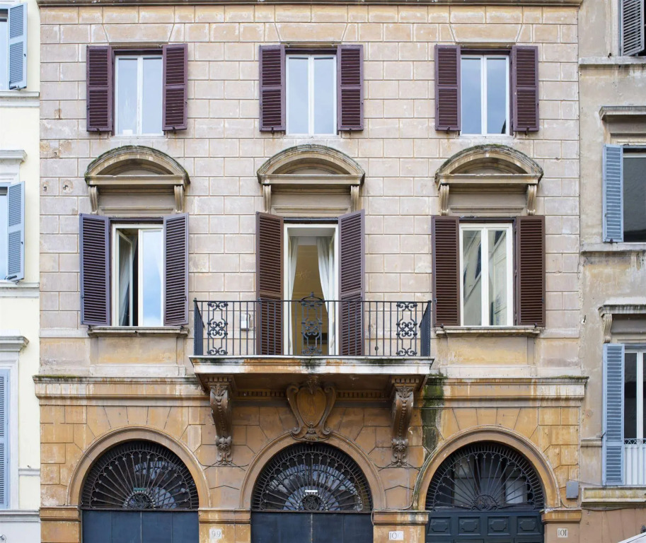 V Collection Piazza Farnese Luxury Suites