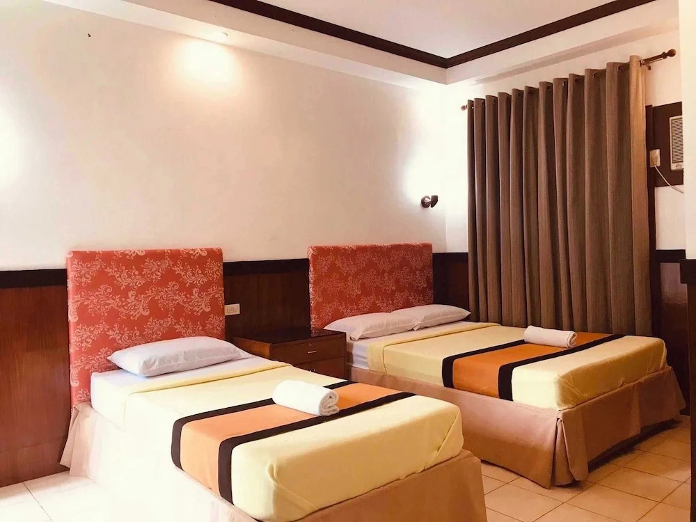 Topaz House By Gems Hotel