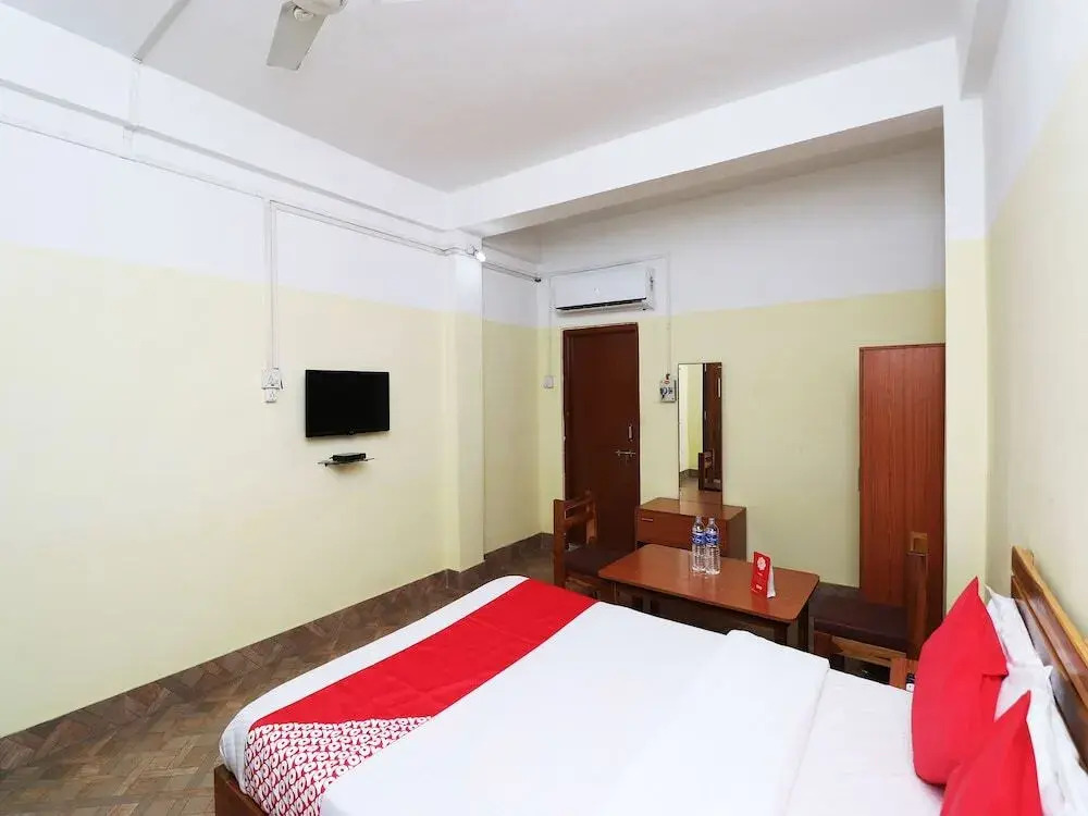 Hotel Bravo by OYO Rooms