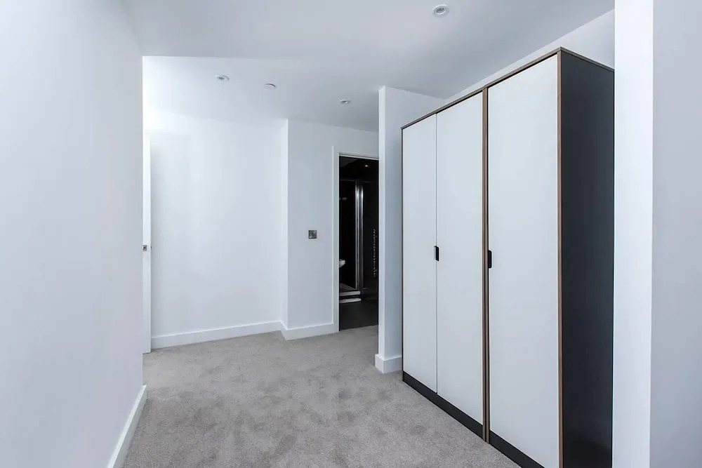 Lovely, Modern 3BR Apartment in City Centre.
