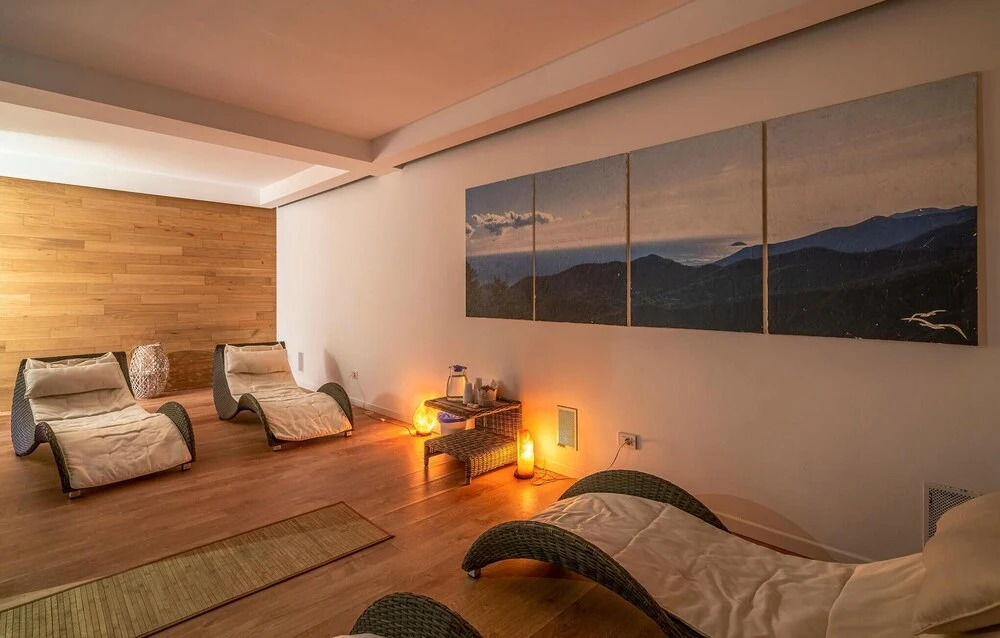 Stunning Home In Magliolo