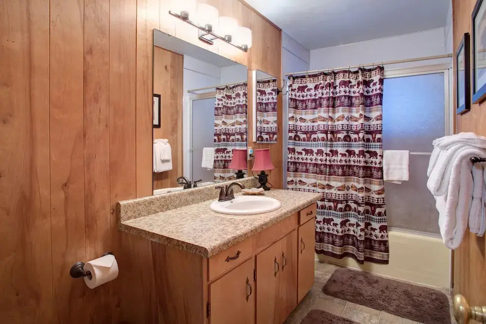 Pine Creek Cabin