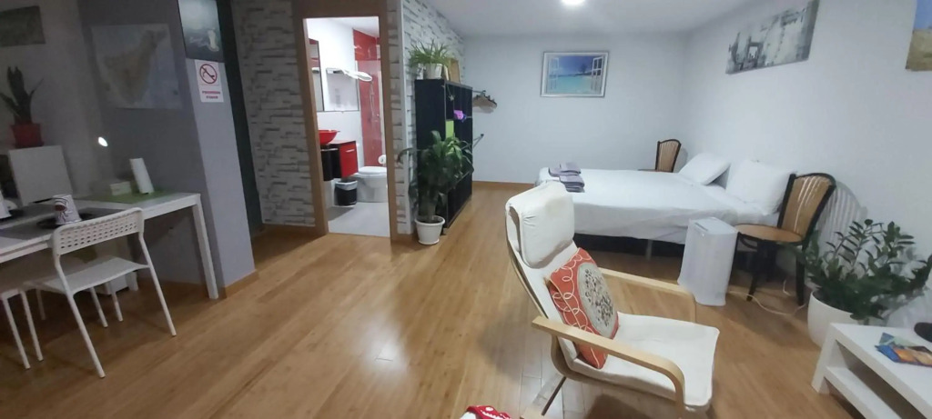 Loft Santa Cruz, Acoran