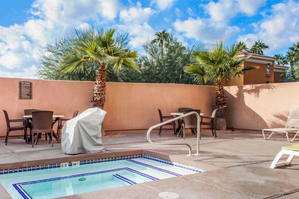 Fairfield by Marriott Inn & Suites Scottsdale Old Town