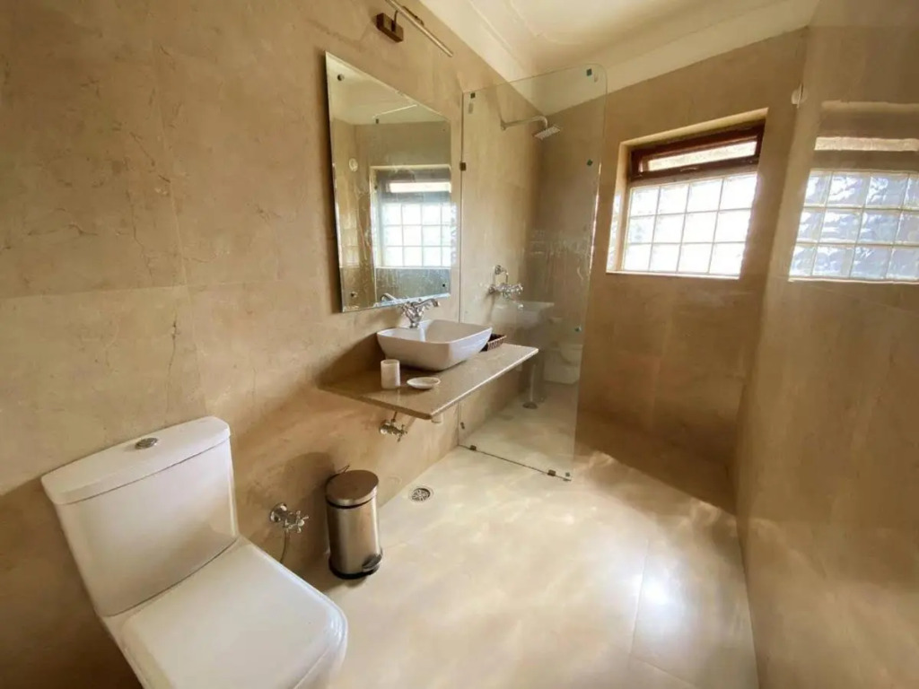 Sisarma Villa 5Bhk