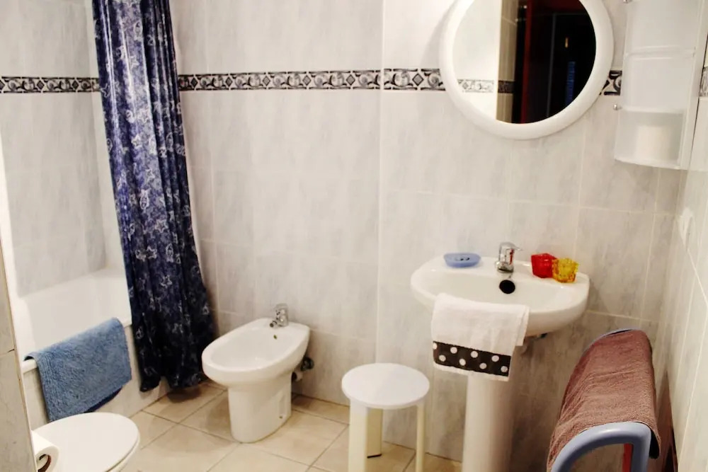 252-casa con Piscina Comunitaria y Garaje