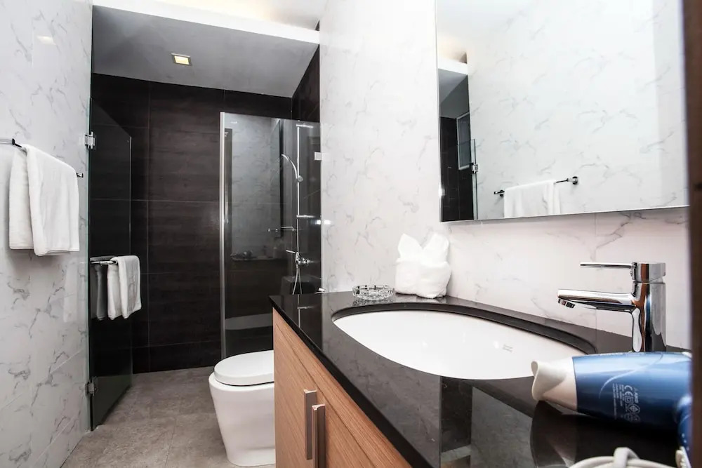 Jomtien Lamore Villa 2 Bedroom with Jacuzzi Pool