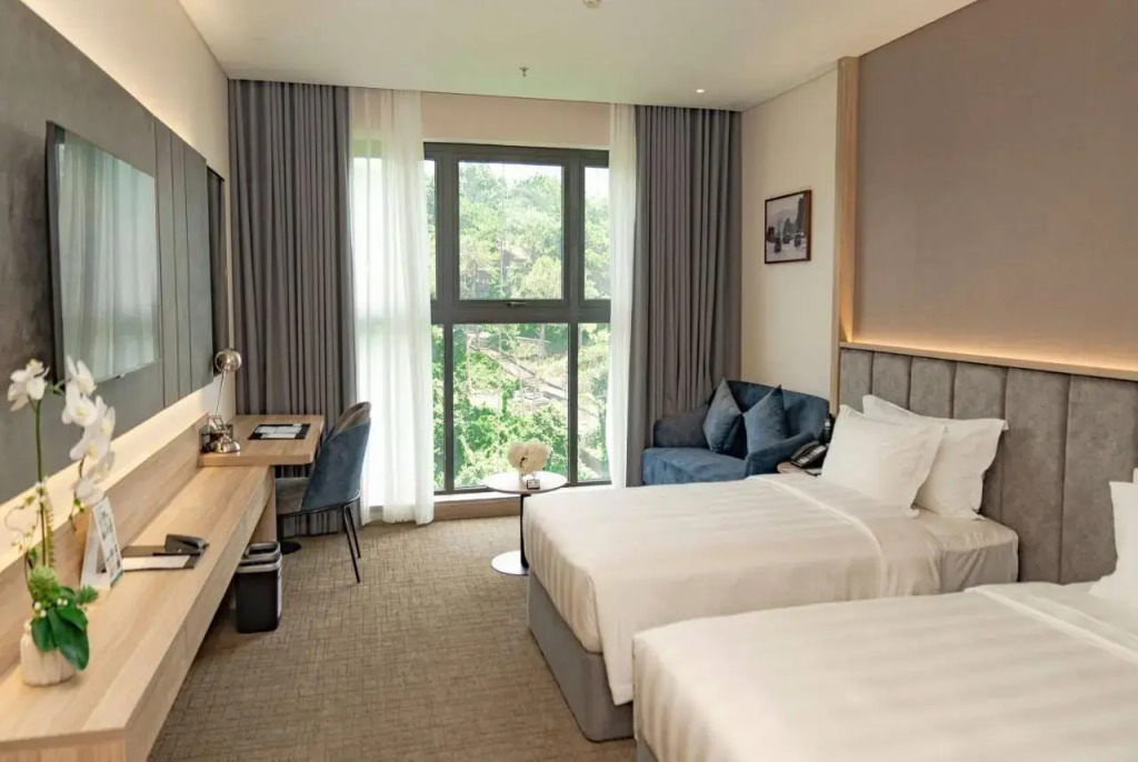 Wyndham Garden Legend Halong