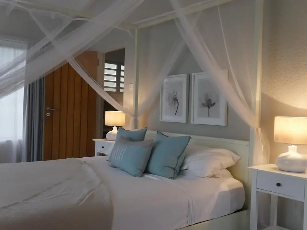 Villa Adina - Sleeps 7 - Pool - Parking - Garden