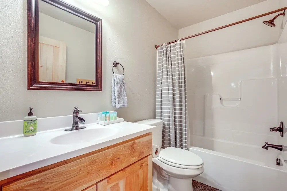 Pet-friendly Cabin - Near 3 Woodruff Lakes