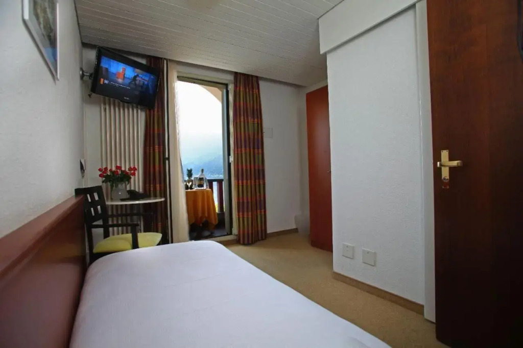 Piazza Ascona Hotel & Restaurants