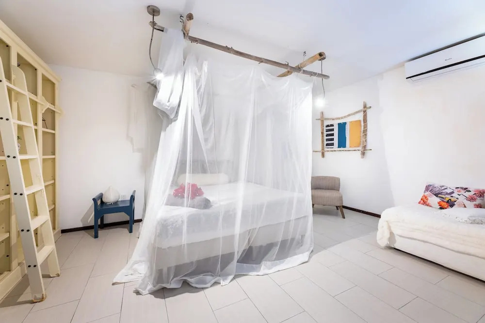 Villa Milonga - beautiful villa with pool near the beach