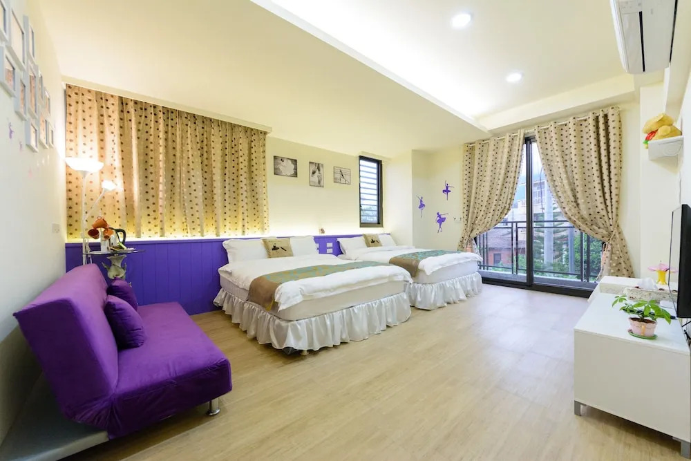 Puli Waltz Villa
