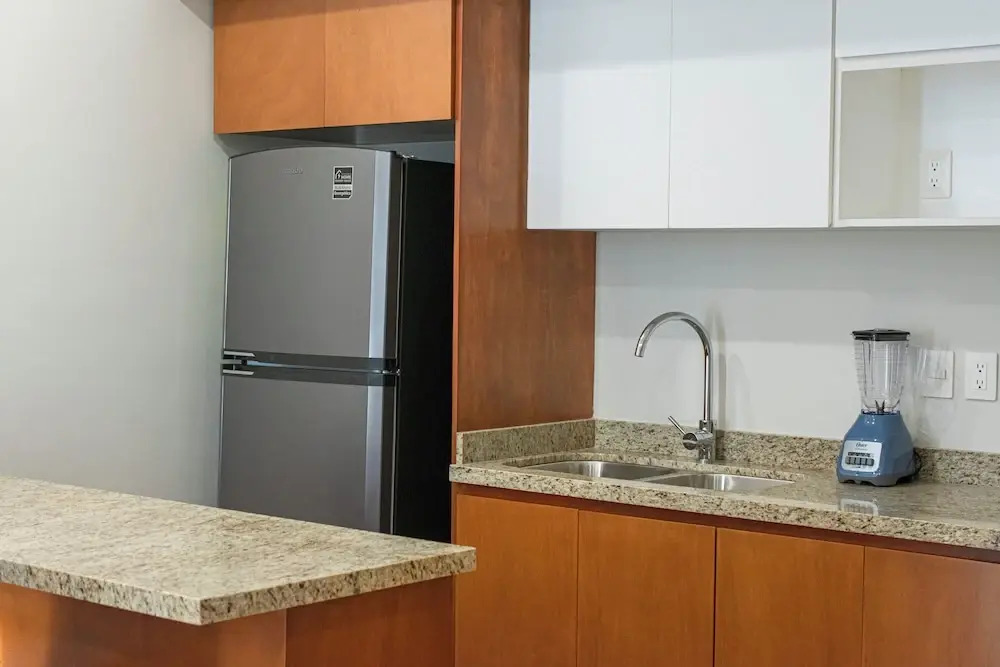Makeva Condos, Near Malecon