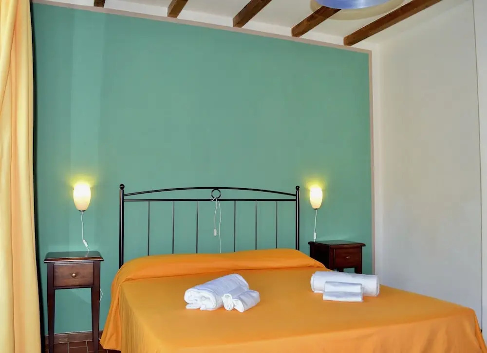 Residence with pool 4 km from Suvereto