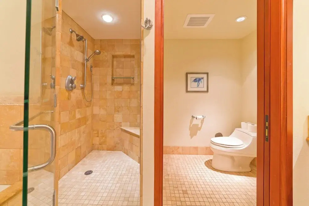 Kolea - Luxe 2BR Condo with Pool Access