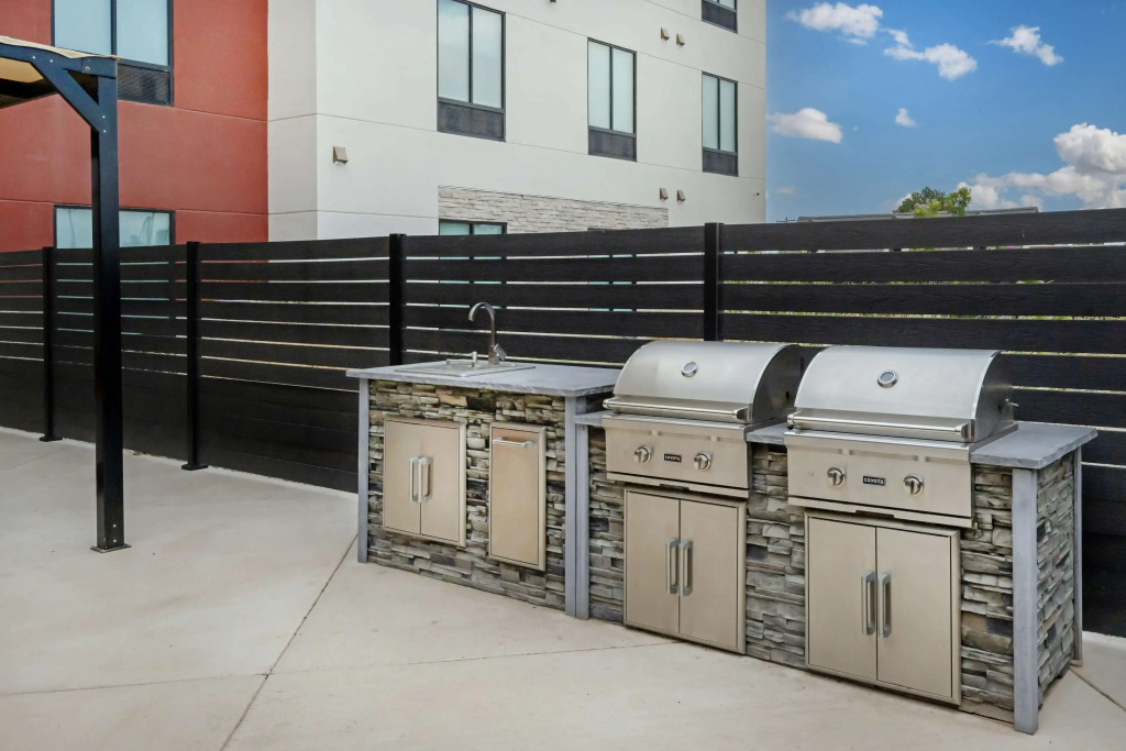 Best Western Plus Executive Residency Carlsbad Hotel