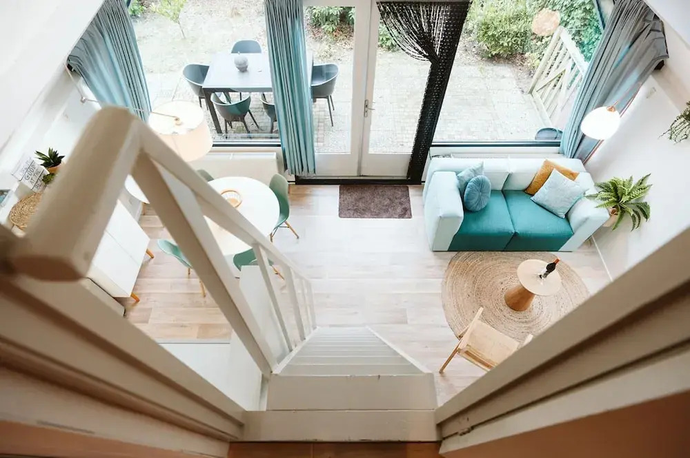 Comfortably Furnished Holiday Home by the sea