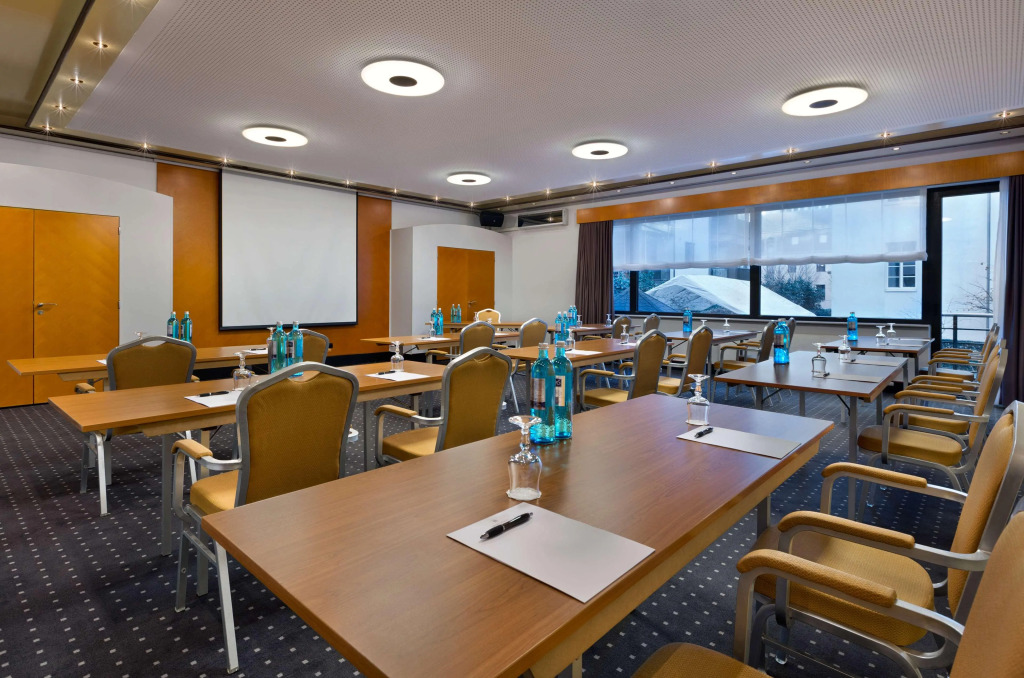 Savigny Hotel Frankfurt City Messe
