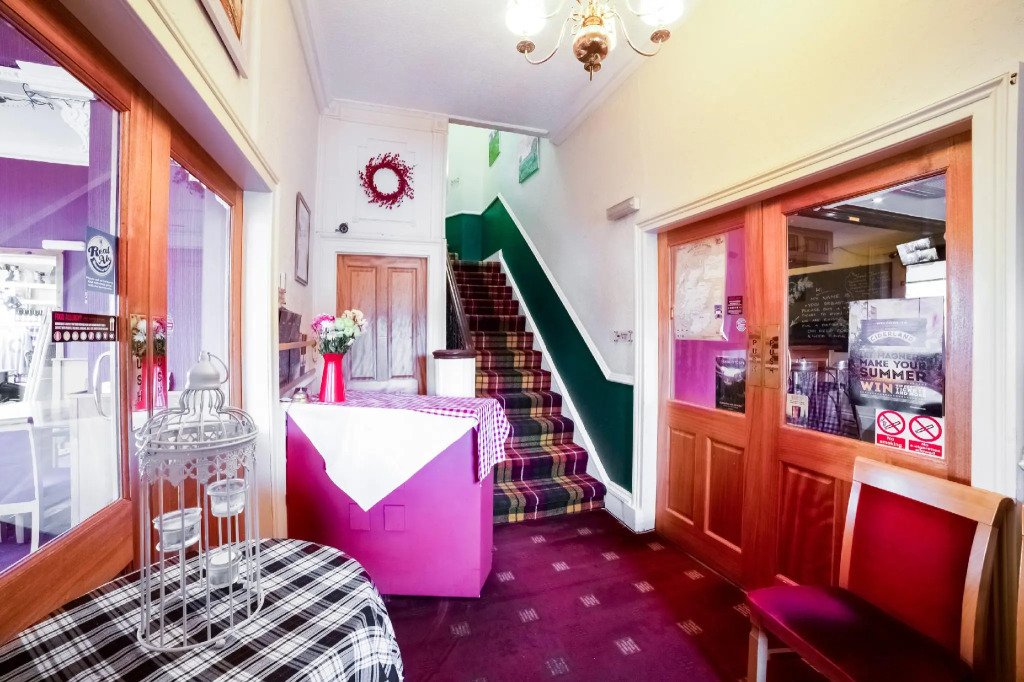 OYO Glenpark Hotel, Ayr Central
